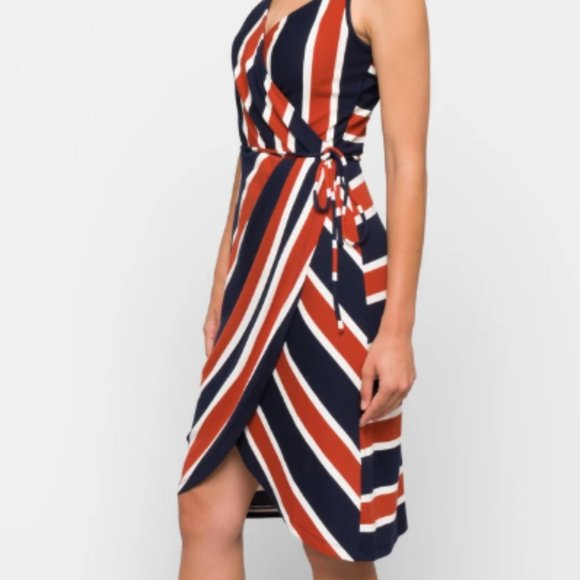 Stripe Dress - Picture 4 of 8